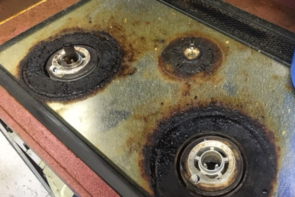 イーライフサポート　キッチンクリーニング