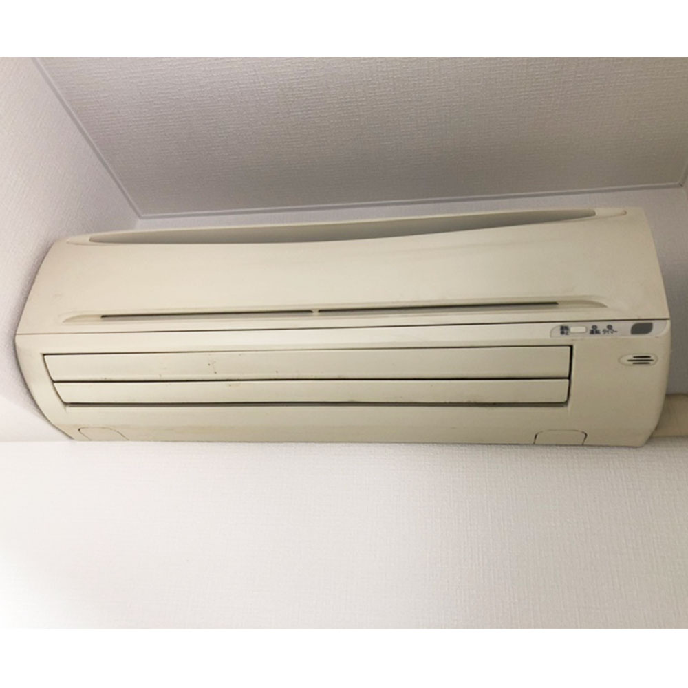 イーライフサポート　エアコン交換前