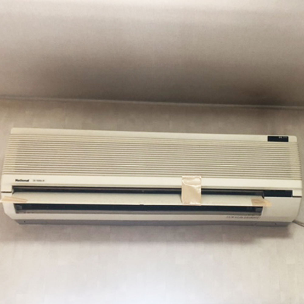 イーライフサポート　エアコン交換前