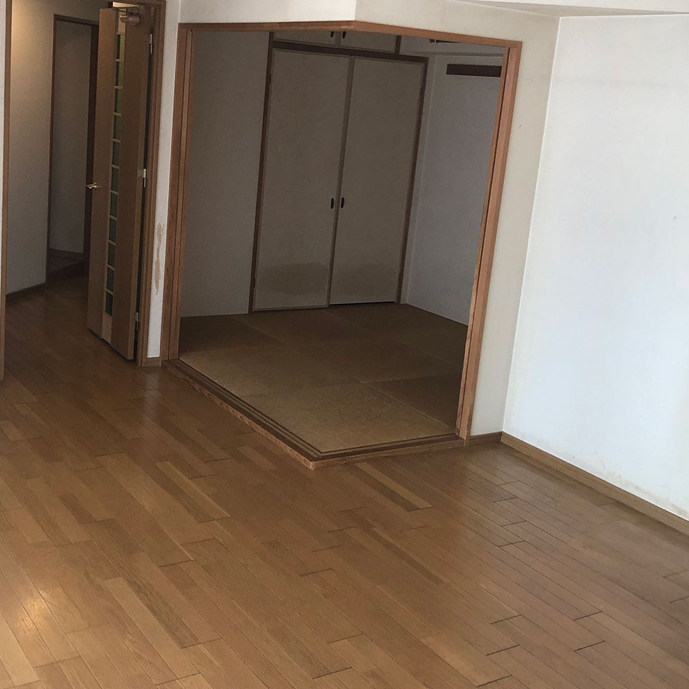 イーライフサポート　フローリング貼替え前