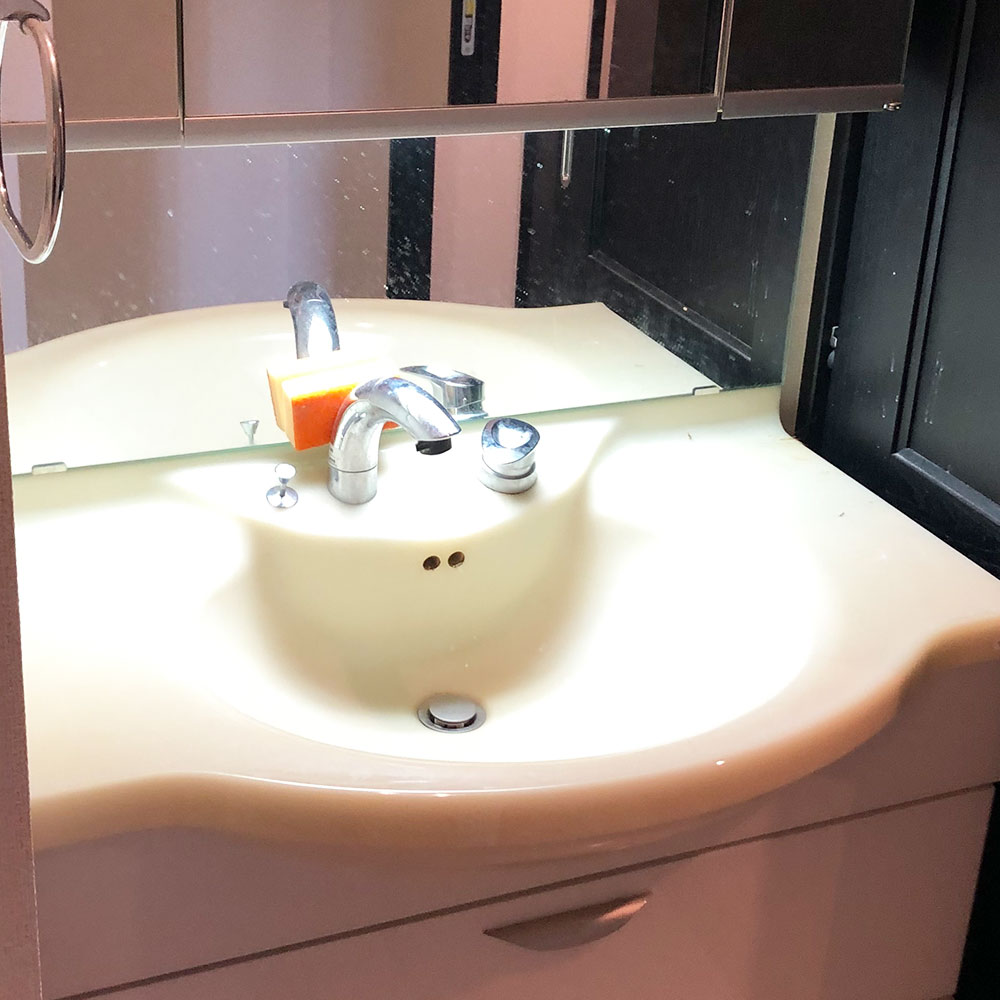 イーライフサポート　洗面台リフォーム前