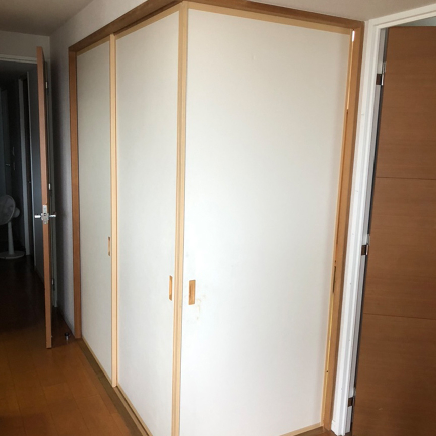 イーライフサポート　襖リフォーム前