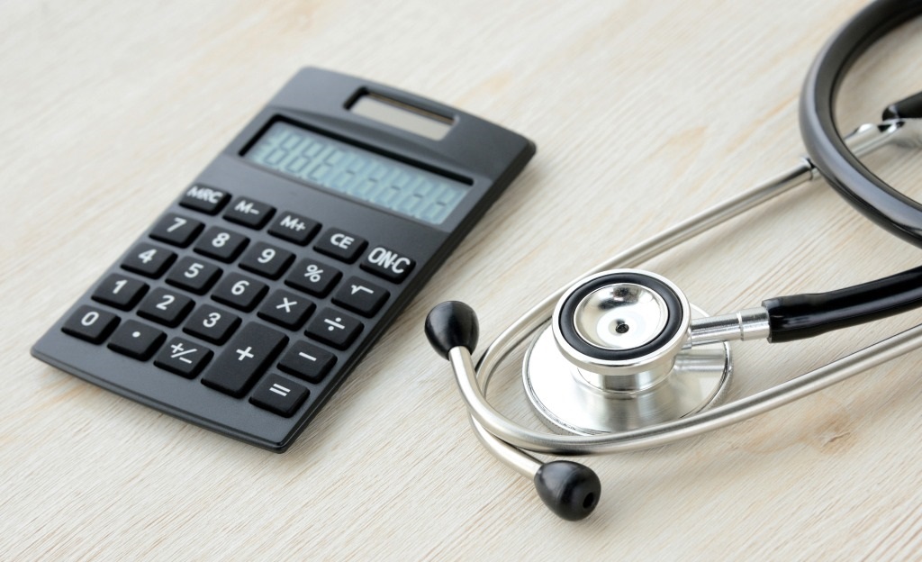 医療費の支払いにクレジットカードを使う際の注意点