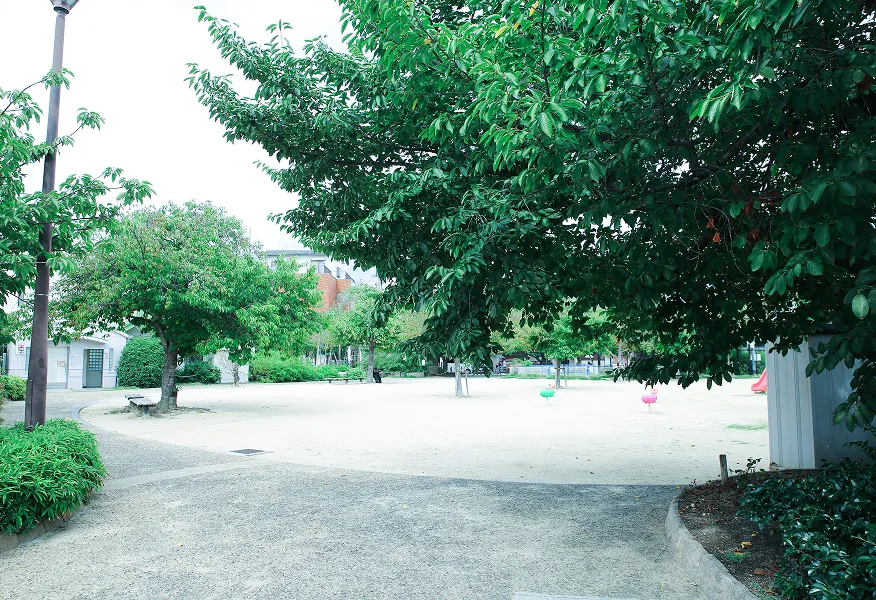 中小阪公園｜エステムコート河内小阪駅前グランスタイル