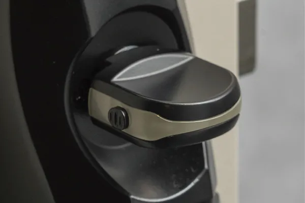 防犯サムターン｜エステムコート伏見丹波橋｜京都市伏見区